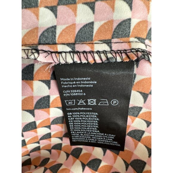 H&M Womens Geometric Print  stain Wrap Dress Size Large new - Picture 6 of 7